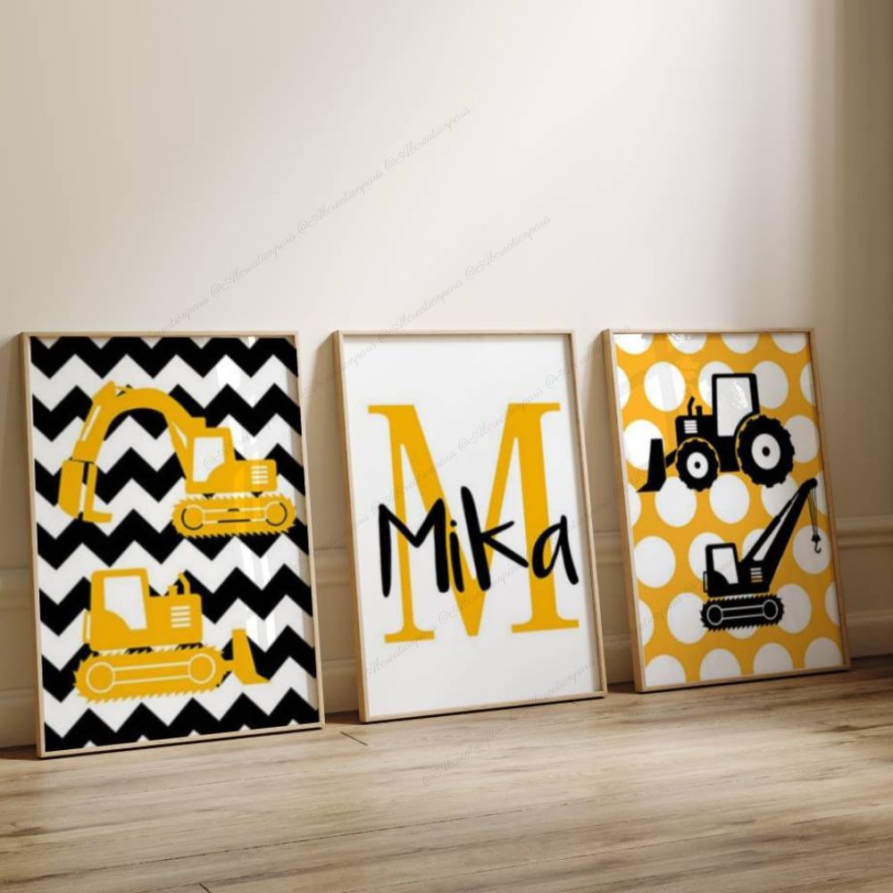 Décoration chambre bébé garçon. Dessin de tracteur noir et jaune