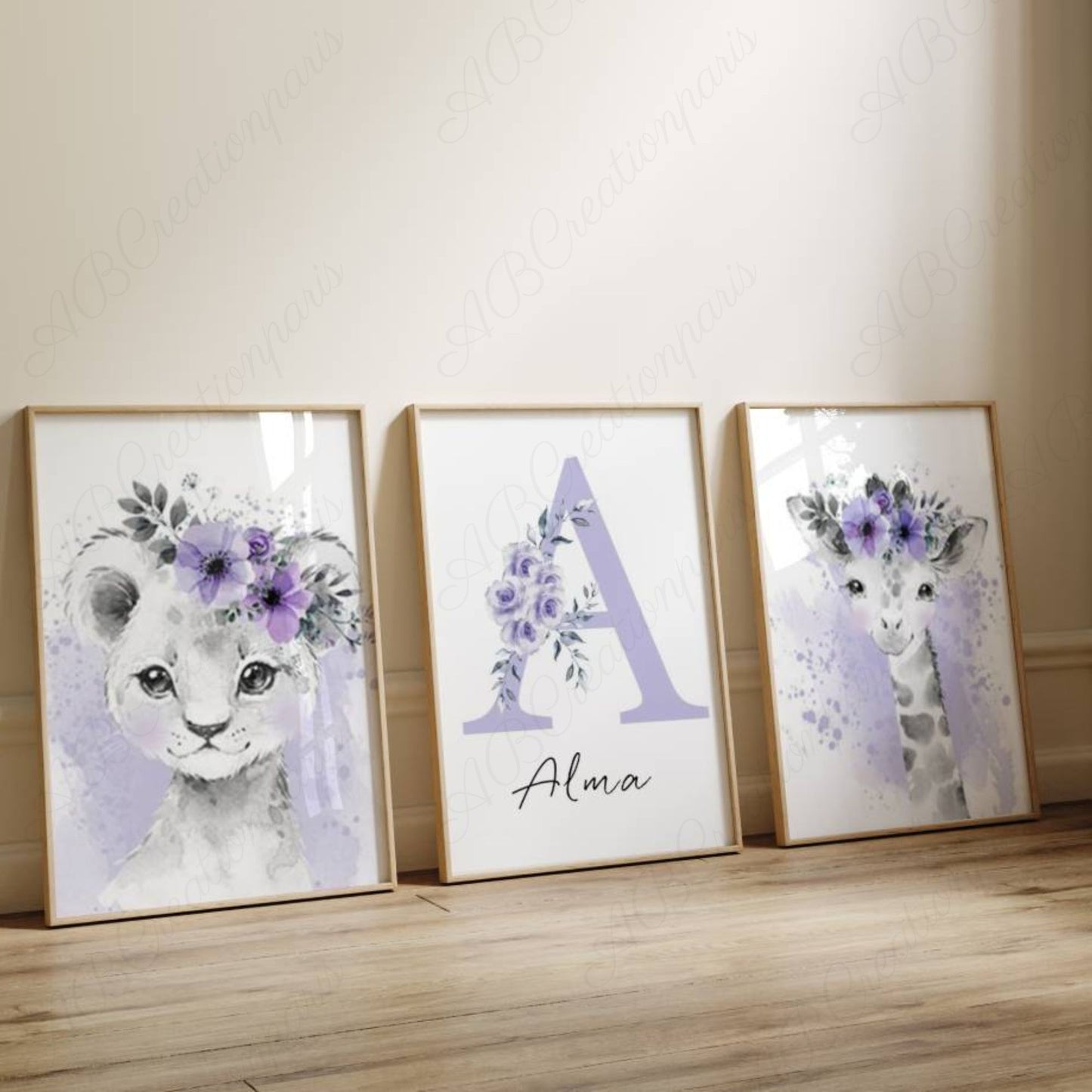 affiches animaux violets et initiale prénom pour décoration chambre bébé fille