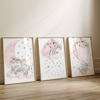 Cadeau de naissance personnalisé pour fille. Éléphant sur une lune rose 