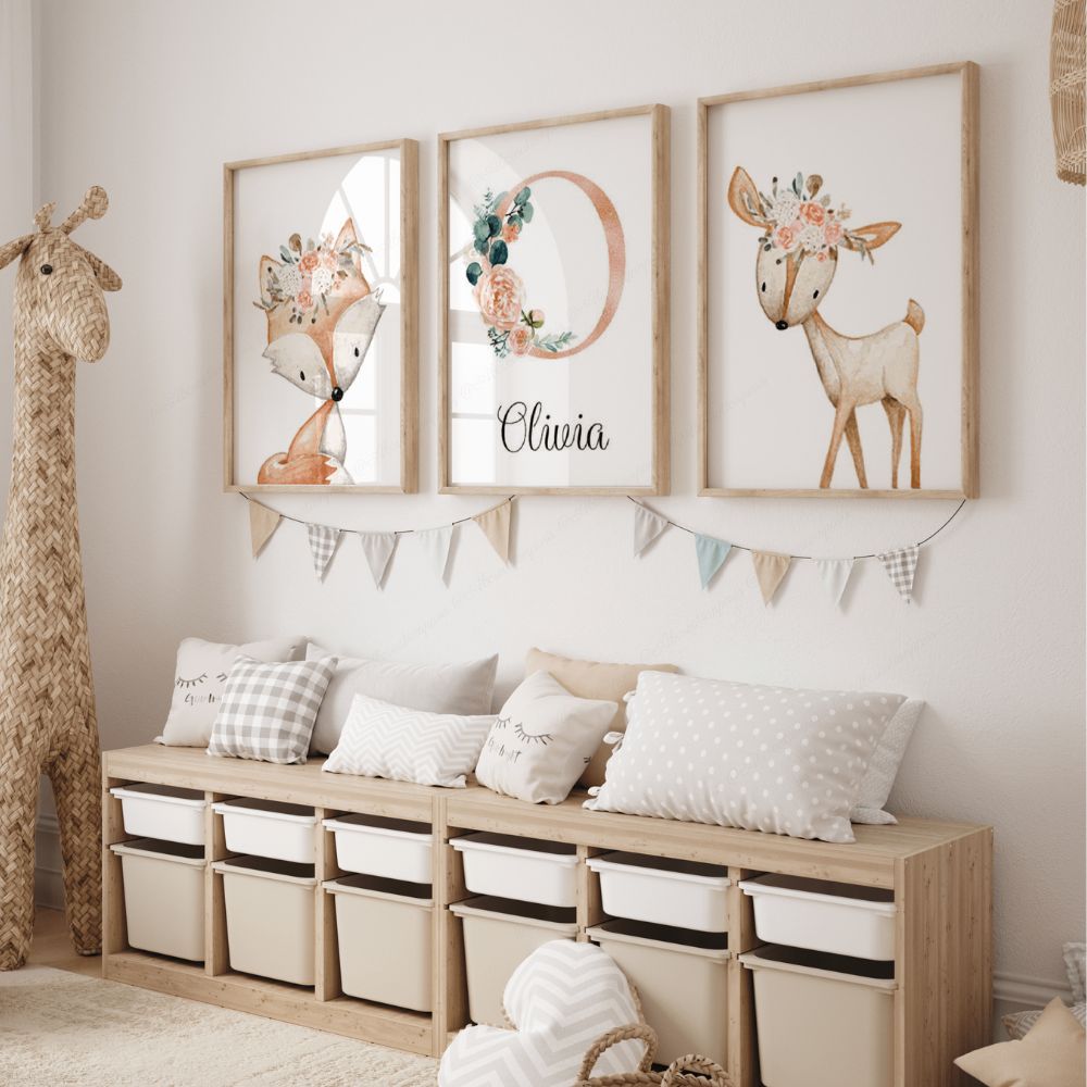 Affiche animaux de la foret. Décoration chambre bébé et enfant fille. Biche, renard, éléphant et prénom personnalisé