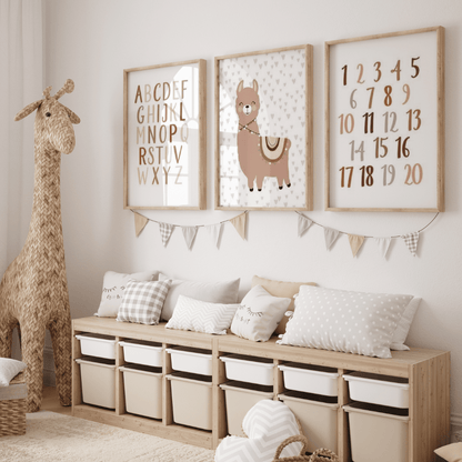 affiche alphabet et chiffres pour décoration chambre enfant. Affiche éducative accompagné d'un bébé lama