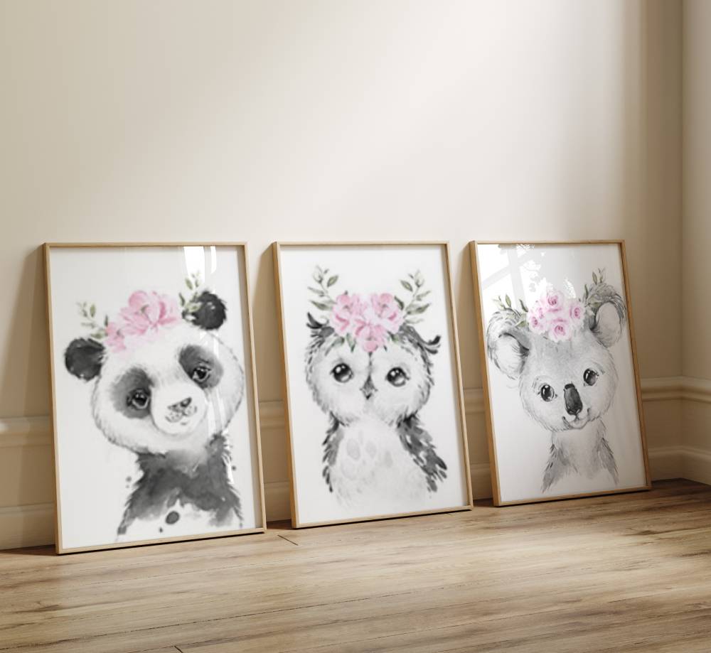 affiches murales chambre bébé fille animaux de la jungle en noir et blanc avec une couronne de rose 