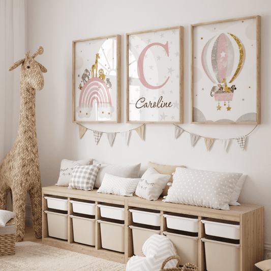 Triptyque animaux montgolfière arc-en-ciel rose – décoration murale personnalisée chambre bébé fille