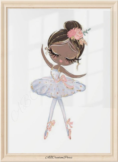 affiche chambre fille représentant une petite danseuse classique avec une robe blanche et fleur dans les cheveux 